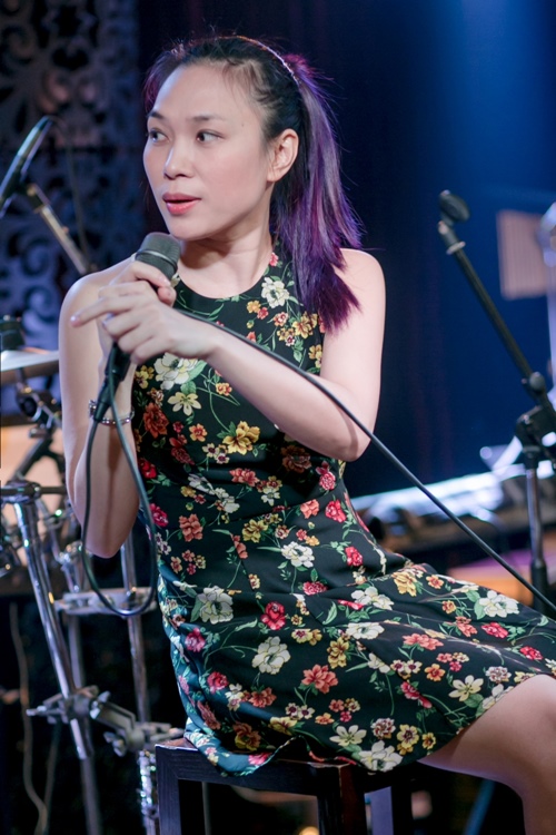 Hồng Nhung quyến rũ khó tin ở tuổi 46 - 6