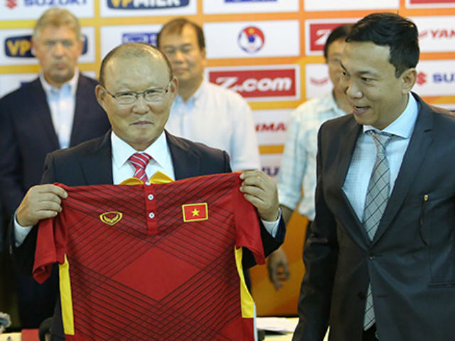 HLV Park Hang-seo ra mắt tuyển Việt Nam: Bí ẩn biệt danh ”Ngài ngủ gật”