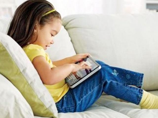 Dạy con tránh xa các thiết bị điện tử