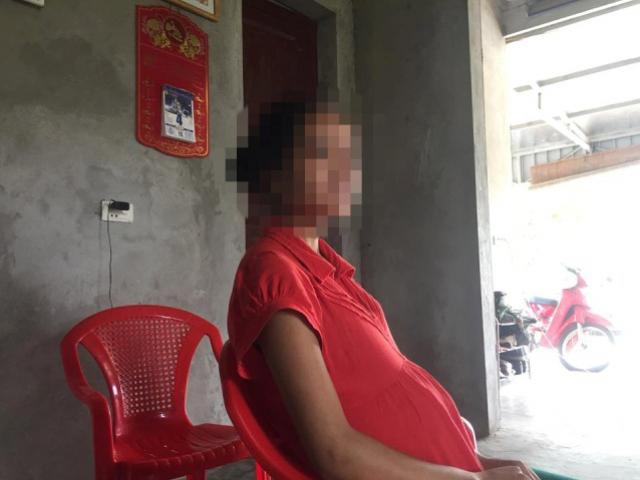 Nữ sinh tố bị bố bạn học cưỡng bức tới có bầu