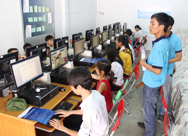 Ông Mai Liêm Trực đã thế chấp "ghế" Tổng cục trưởng để thuyết phục mở Internet như thế nào? - 2