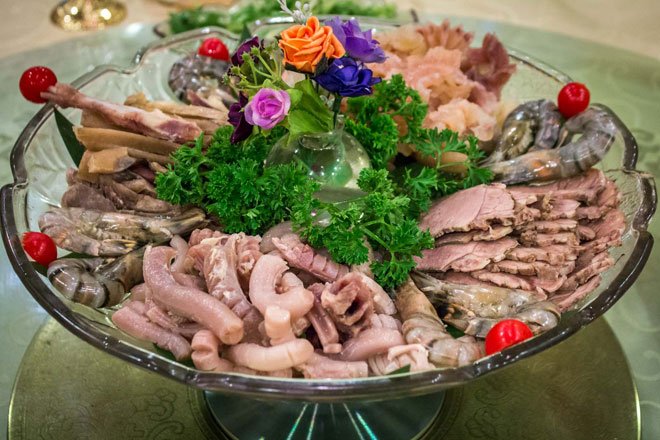 "Sốc" với nhà hàng chuyên phục vụ món ăn làm từ của quý động vật - 4