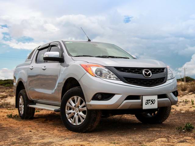 Giá Mazda BT-50 MT còn 592 triệu đồng, rẻ nhì Việt Nam - 1