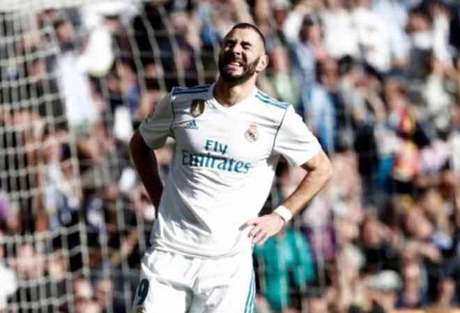 Real "nổ bom tấn" hậu Kinh điển: Bán Benzema, mua tiền đạo 17 bàn/18 trận - 2