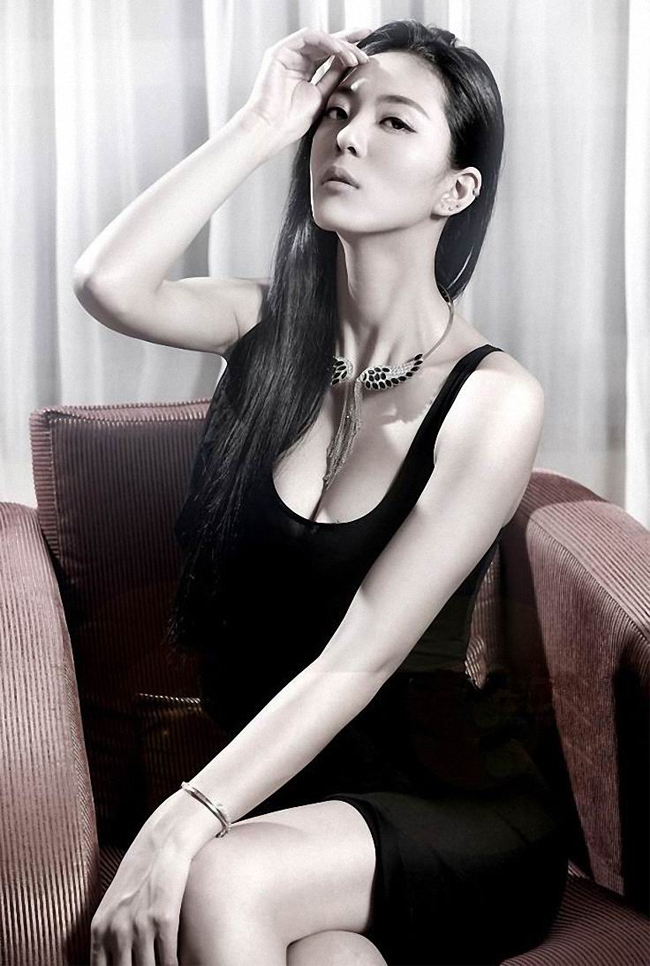 Ngây ngất ngắm người mẫu dáng đẹp nhất Trung Quốc
