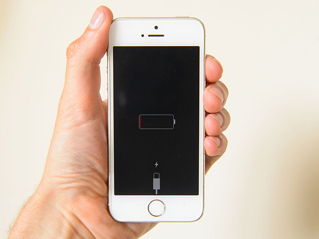 Cách tận dụng chương trình thay thế pin iPhone giá 29 USD của Apple