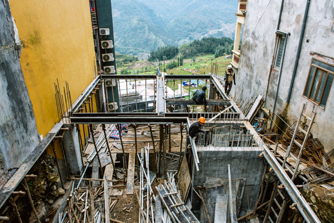 Xứ sở sương mù đẹp nhất Việt Nam bị “băm nát”, du khách chán nản - 4