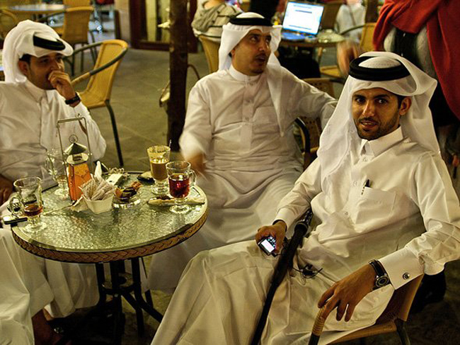 Người dân tại Qatar được chính phủ bao nuôi trọn đời, từ khi sinh ra cho tới lúc mất đi hầu như không phải trả bất cứ khoản phí nào.