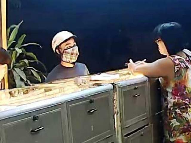 Vụ cướp tiệm vàng ở Bình Dương: Lộ mặt nghi phạm