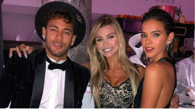 Neymar chơi trội trong lễ sinh nhật  Báo Công an Nhân dân điện tử