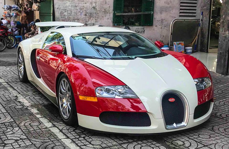 Bugatti Veyron độc nhất Việt Nam bất ngờ lộ diện tại Sài Thành - 1