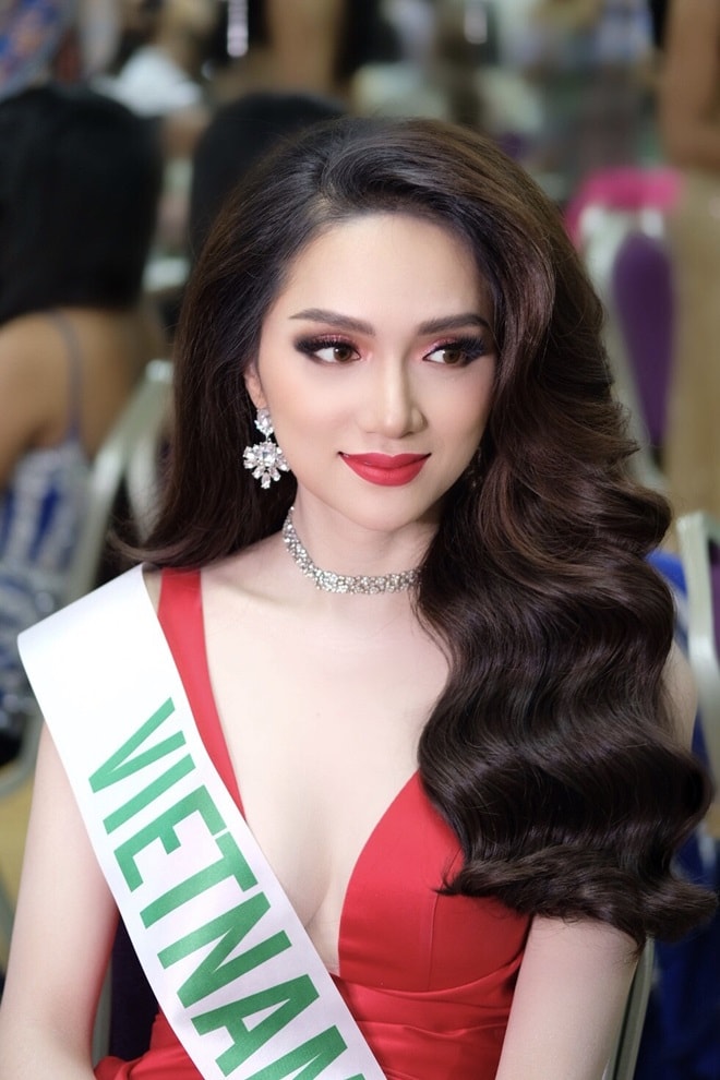 Nóng: Hương Giang Idol là Tân Hoa hậu chuyển giới Quốc tế 2018 - 1