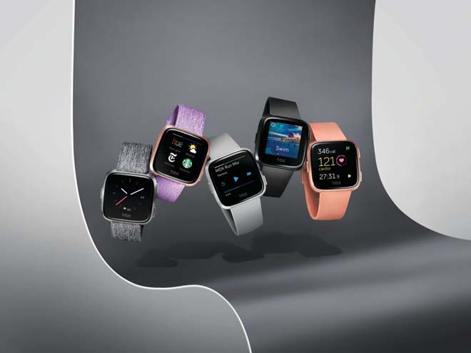 Đáp trả Apple, Fitbit tung siêu phẩm đồng hồ thông minh với giá 200 USD - 1