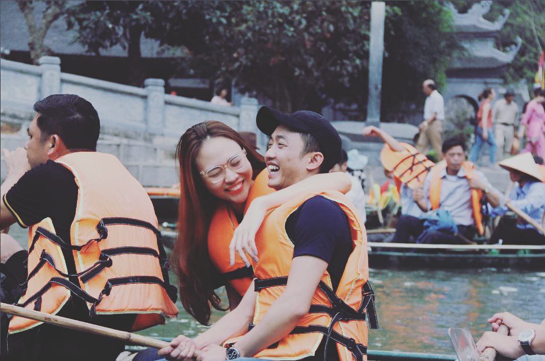 Đàm Thu Trang "cười như được mùa" bên Cường Đô la - 1