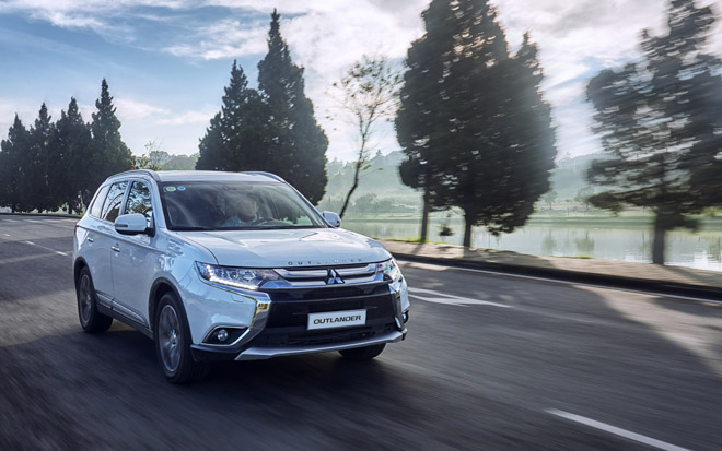 Bảng giá xe Mitsubishi 2019 cập nhật mới nhất - 4