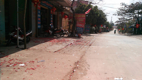 Hai Phong and Bac Giang: fireworks scattered on many routes - 1
