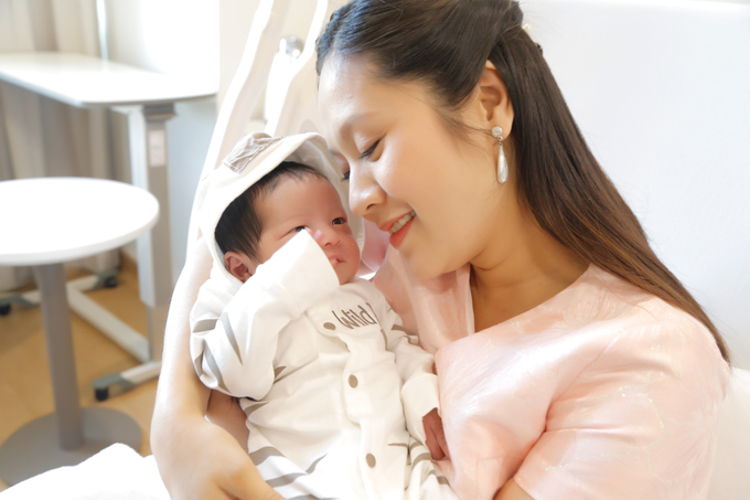 Loạt người đẹp Việt sinh con năm Kỷ Hợi, bất ngờ nhất không phải Nhã Phương - 1
