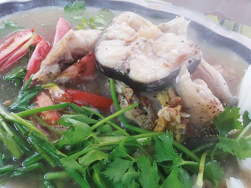3 quán hàng rong cực "độc" từ tên đến hương vị ở Sài Gòn - 1