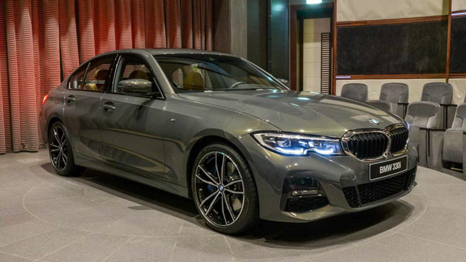 BMW 3-Series 2020 thế hệ mới nổi bật với lớp sơn Dravite Grey Metallic - 1