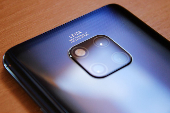 Galaxy S10 vừa ra mắt, Huawei tung video chế giễu Samsung - 1