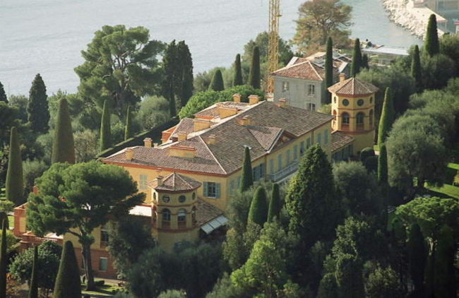 Villa Leopolda – 506 triệu USD (khoảng 12.900 tỷ VND). Villa La Leopolda là một biệt thự lộng lẫy ở Villefranche-sur-Mer, Pháp. Nơi đây đã từng được sử dụng làm bệnh viện phục vụ Chiến tranh Thế giới lần thứ 2.