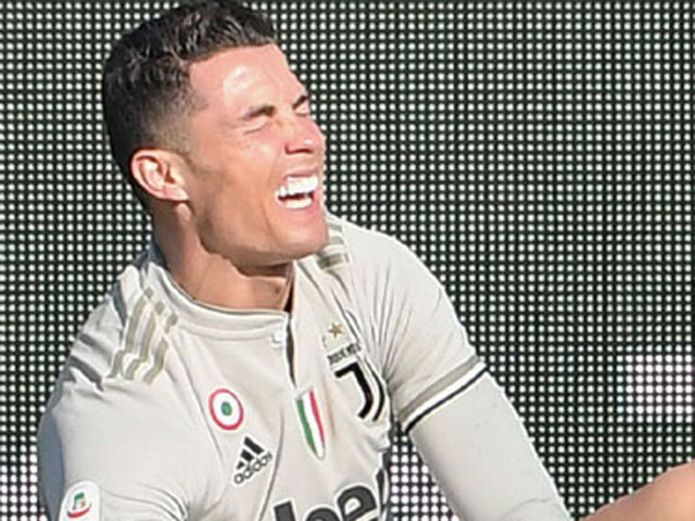 Juventus "lạnh gáy" tái đấu Atletico: Ronaldo dính chấn thương mắt cá