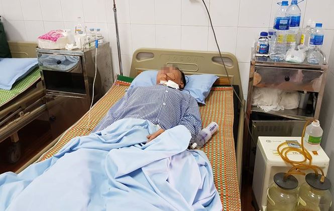 Ung thư khoang miệng vì 'món' hàng triệu đàn ông Việt mê mẩn dùng hằng ngày - 2