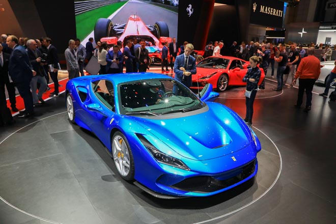 Ferrari trưng bày siêu xe mới nhất tại Geneva Motor Show 2019 - 1