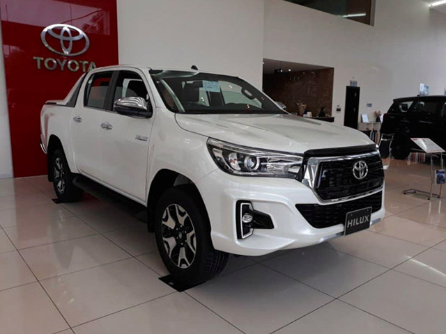 Giá lăn bánh xe bán tải Toyota Hilux 2019 - Cơ hội mua xe Toyota ưu đãi khủng