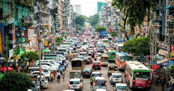 Bài học từ việc cấm xe máy ở thành phố lớn nhất Myanmar - 1