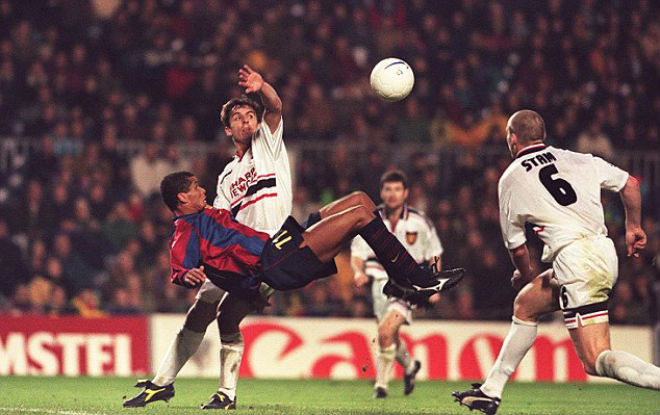 Duyên nợ MU – Barca cúp C1: Rivaldo "ngả bàn đèn" hạ 3 huyền thoại - 1