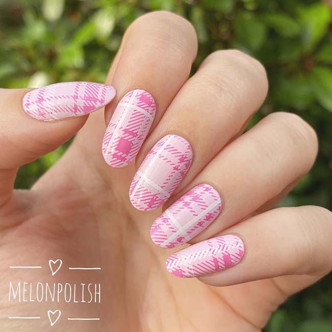 Hàng loạt mẫu nail caro đẹp giúp nàng ghi điểm trong bữa tiệc cuối năm - 10