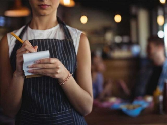 Mừng năm mới, khách hàng hào phóng boa cho người mẹ đơn thân nghèo 2020 đô la