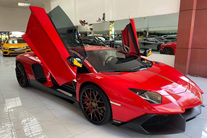 Lamborghini Aventador SVJ Roadster siêu độc chào hàng đại gia Việt Màu sơn  dị nội thất được lột bỏ làm mới hoàn toàn