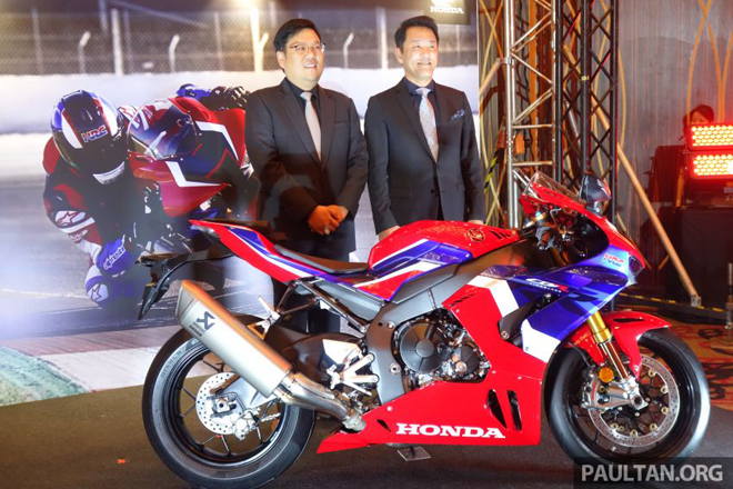 Siêu mô tô 2020 Honda CBR1000RR-R SP ra mắt, đắt ngang Toyota Camry - 1