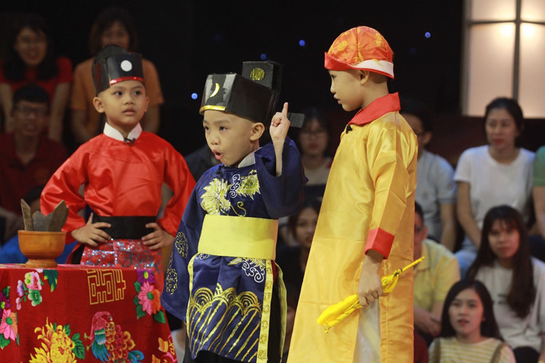 5 chú tiểu nhóm Bồng Lai bị cắt sóng vì ồn ào đời tư của người cưu mang: Sự thật bất ngờ - 1