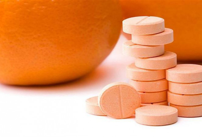 Sự thật về thông tin vitamin C là &#34;thần dược&#34; chống virus Corona - 1