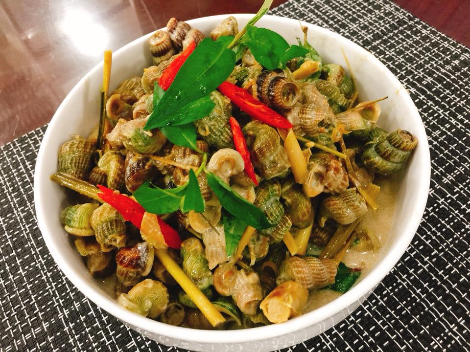 Mẹ đảm trổ tài làm món ốc len xào dừa ngon hơn ở tiệm, cả nhà thích mê - 1