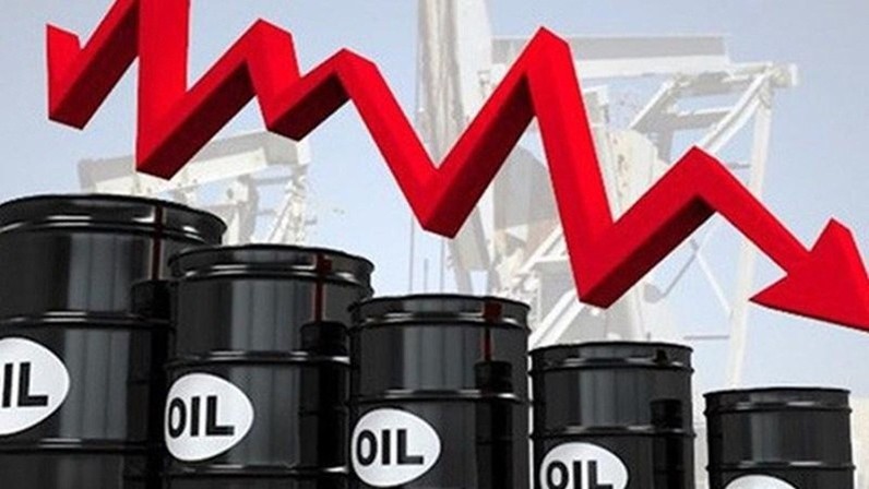 Dịch corona bùng phát, giá xăng dầu ghi nhận mức giảm mạnh nhất trong hơn 11 năm - 1