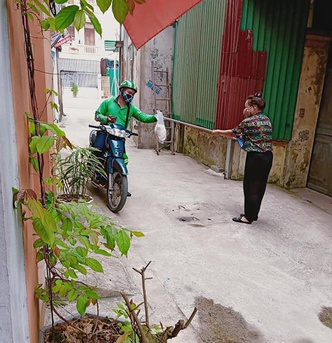 Muôn kiểu phòng chống dịch Covid-19 siêu hài hước - 1