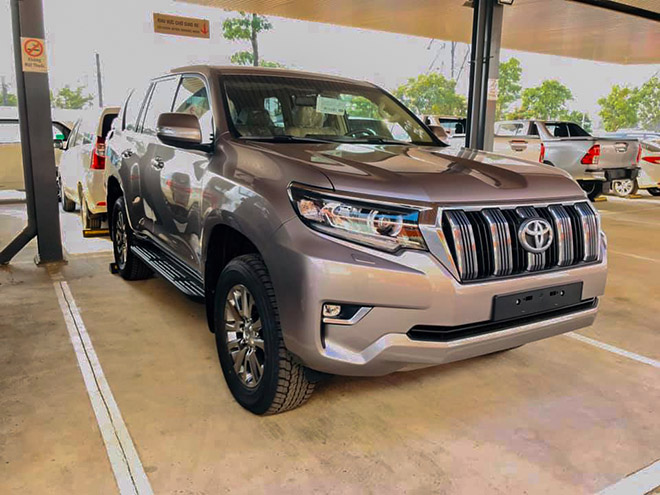 Chi tiết Toyota Land Cruiser Prado 2020 tại Việt Nam - 1