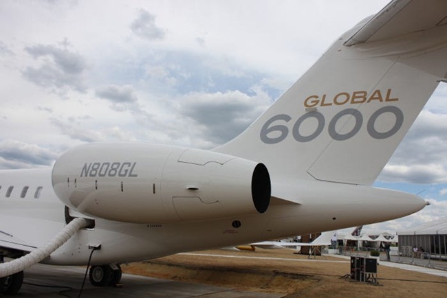 Bombardier Global 6000 là thế hệ thứ 3 của dòng máy bay thương mại Global Express của Bombardier.