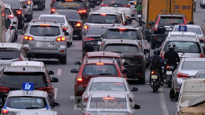 Cầu Nhật Tân "thất thủ" trong ngày cuối nghỉ Tết Dương lịch - 10