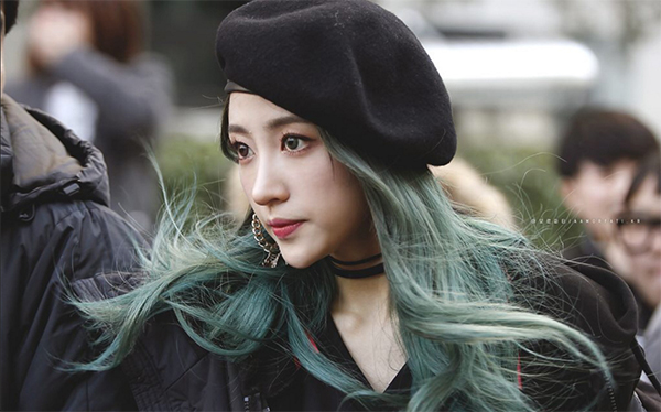 Top màu xám khói đẹp nhất hiện nay giúp tôn da vạn người mê - 6