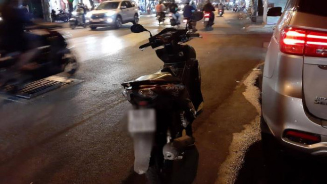 Ma men "cù nhầy" bỏ xe máy, nhất quyết không chịu cho CSGT đo nồng độ cồn - 2