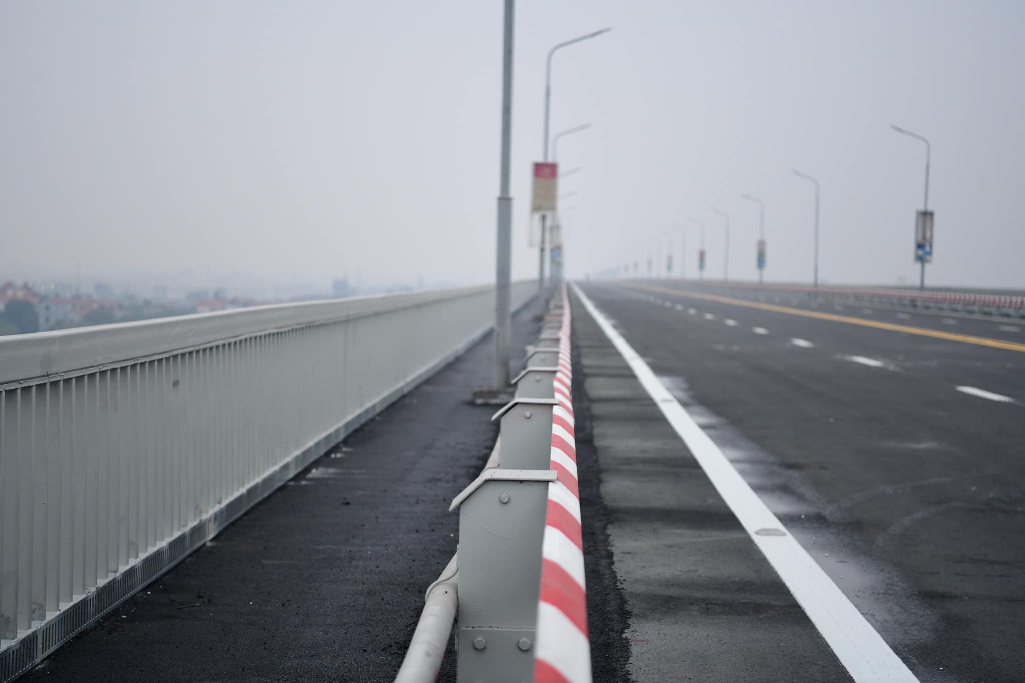 Cây cầu 2 tầng độc nhất trên sông Hồng chính thức thông xe sau cuộc “đại phẫu” - 14