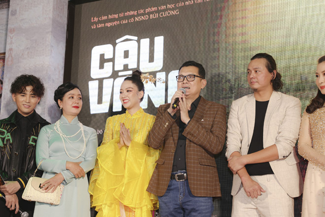 Lâu lắm mới thấy vợ chồng Tăng Thanh Hà xuất hiện ngọt ngào trước công chúng - 1