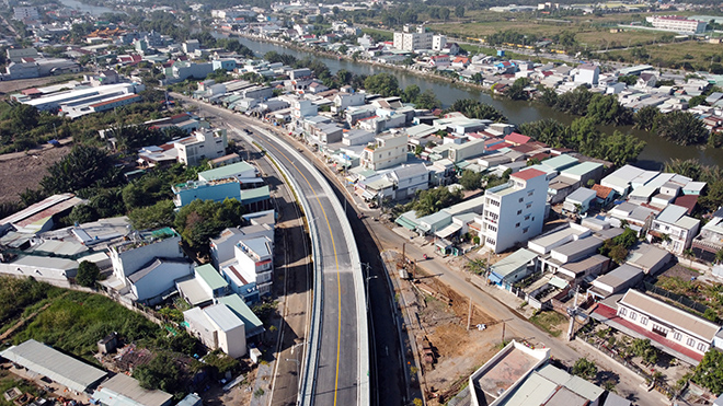 Sau gần 1 thập kỷ thi công, cầu trăm tỷ “đứng hình” ở Sài Gòn đã hoàn thành - 7