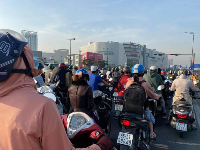 Đêm nay, TP HCM đón đợt không khí lạnh - 5