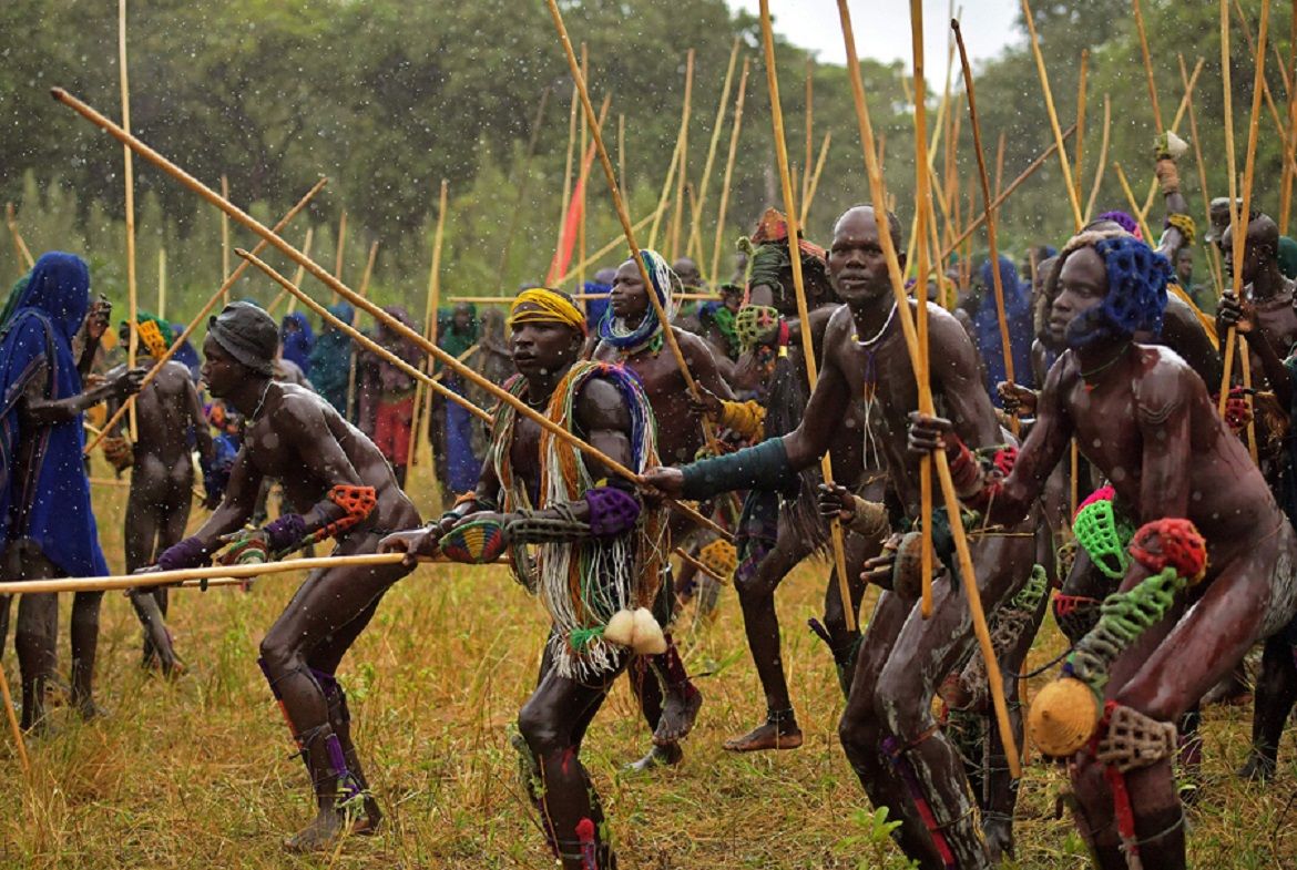 Cuộc chiến đẫm máu để giành vợ trong bộ lạc ở Ethiopia - 1